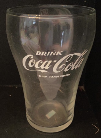 308041-3 € 3,00 coca cola glas witte letters D6,5 H 10 cm.jpeg